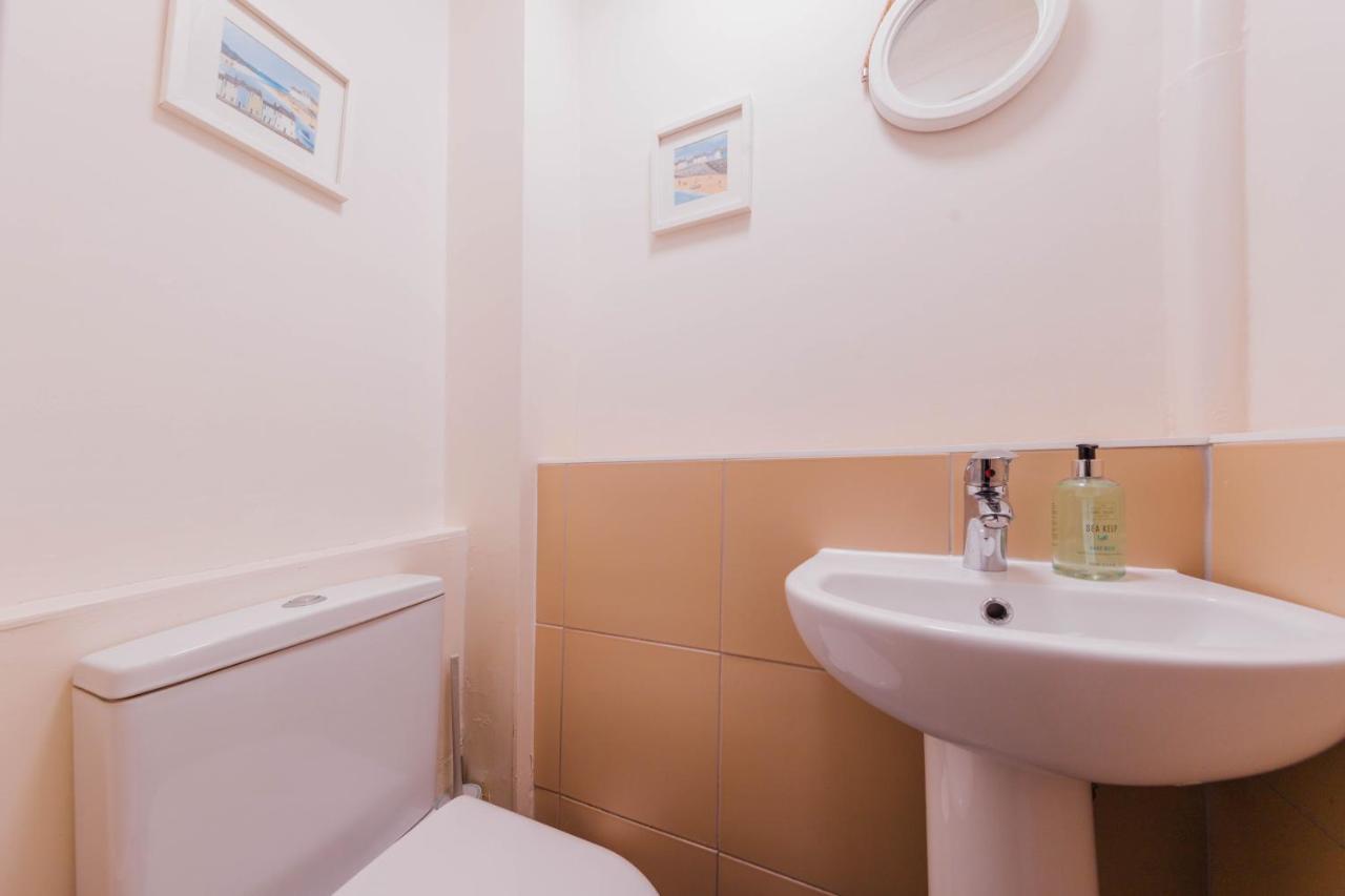 Stylish And Comfortable City Centre Apartment Edinburgh Exterior photo