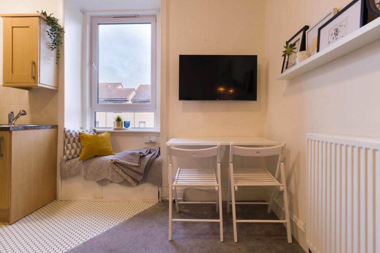 Stylish And Comfortable City Centre Apartment Edinburgh Exterior photo